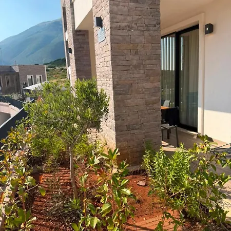 דירה Grace Garden Residence, Kompleksi Thymus